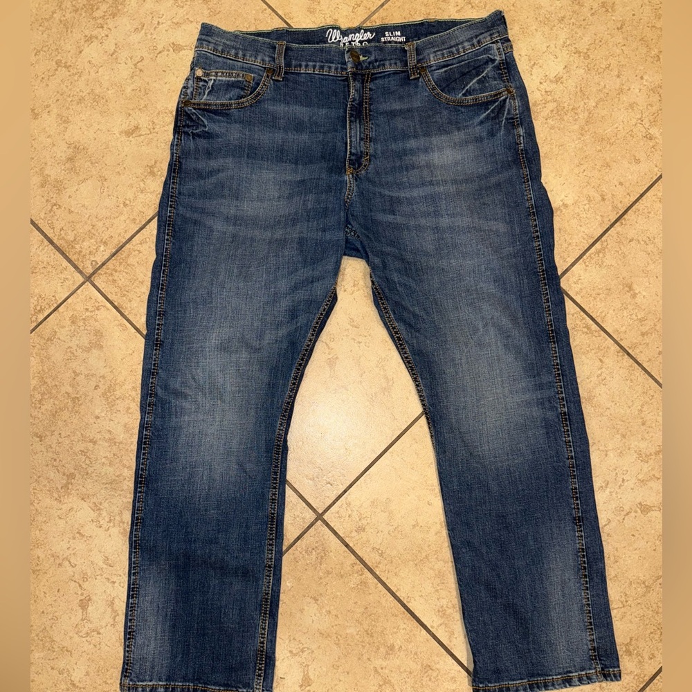 Wrangler Men's Straight Fit Blue Jeans
